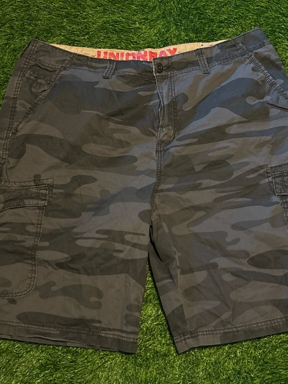 UnionBay 100% Cotton Gray Camo Cargo Shorts  42